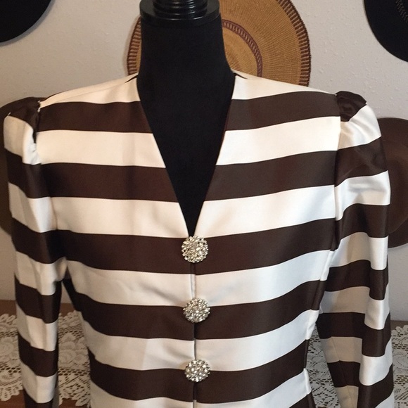 VTG 80’s Karen Lawrence Puff Sleeve Blazer - Picture 2 of 16